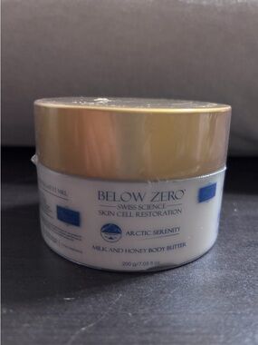 Arctic Serenity Milk & Honey Body Butter - Gold/White